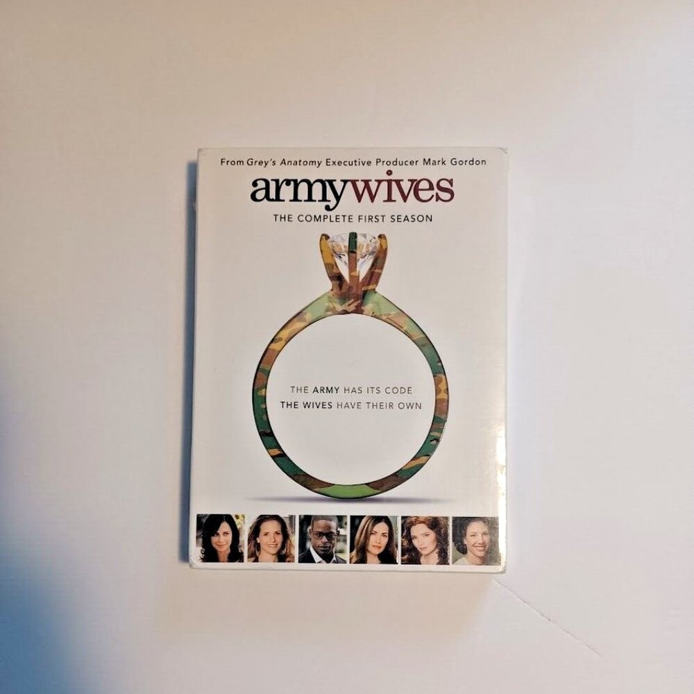 Army Wives: The Complete First Season (DVD, 2007) NEW SEALED NIB w/Bonus Feature